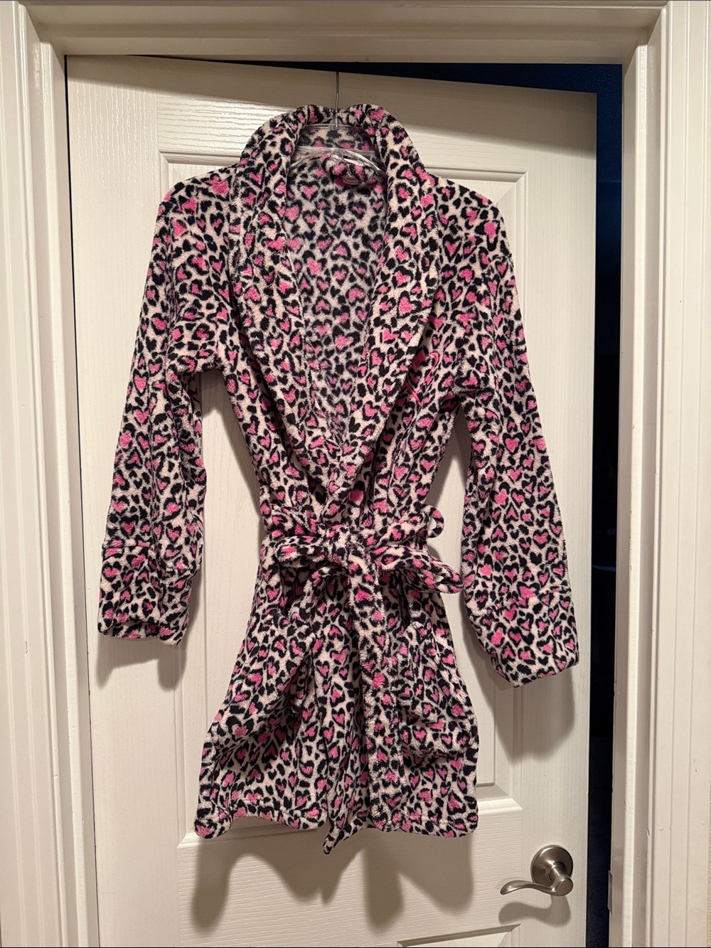 Victoria's Secret Pink and Black Leopard Print Short Fleece Robe